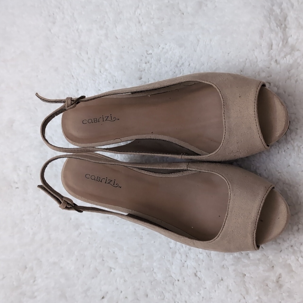 Cabrizi Tan Suede 3" Heel Open Toe Wedge Sandals Size 8M